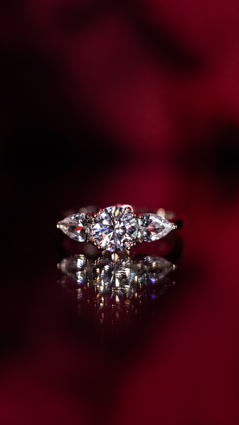 Hair and Fur to Diamonds | Luxury Gifts | Ashes Pendant | Anniversary Gift | Keepsakes | Custom Diamond | Ashes to Diamond | Memorial Diamond | Singapore
