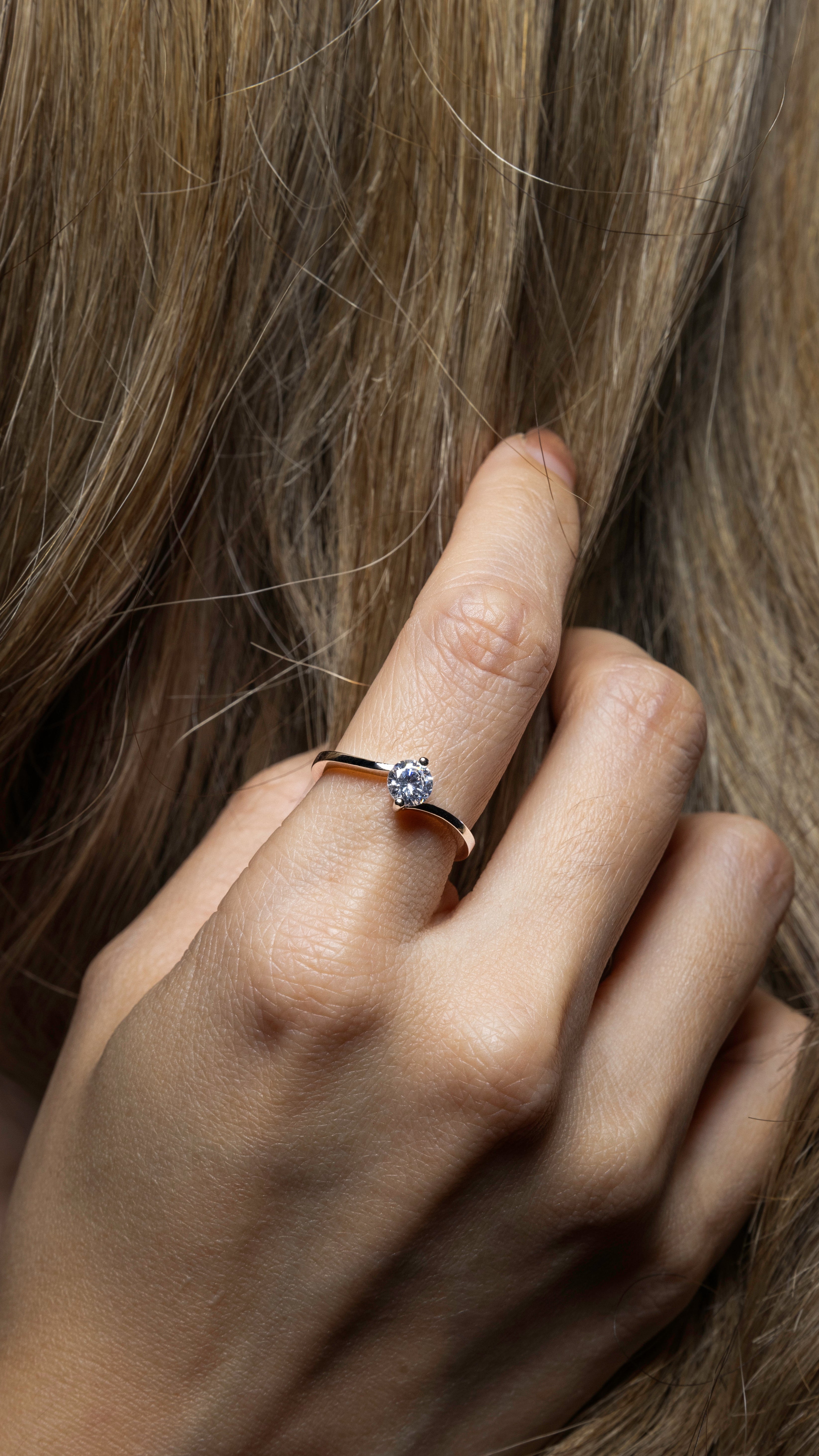 Hair and Fur diamonds | Anniversary Gift | Unique engagement rings | Keepsakes | Custom Diamond | Ashes to Diamond | Memorial Diamond | Singapore