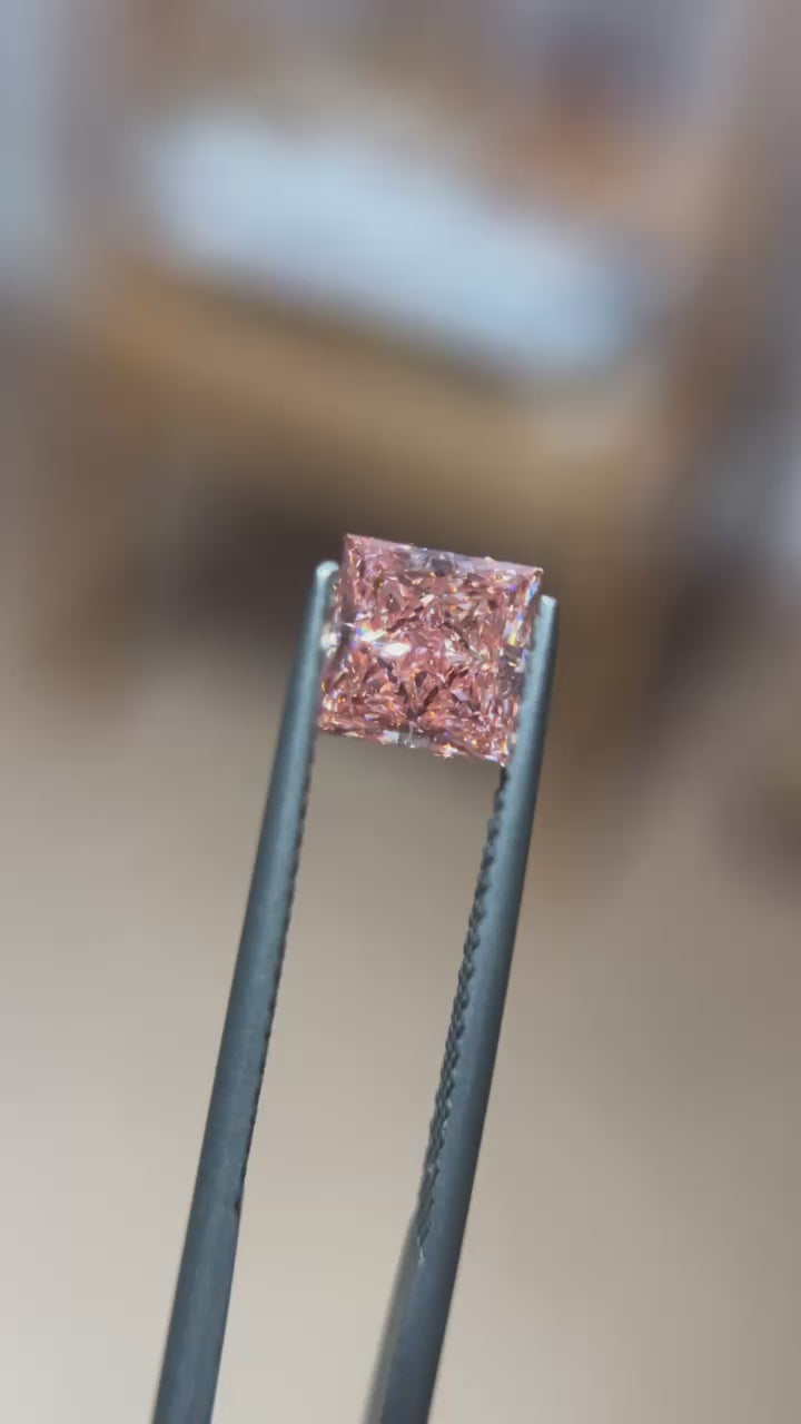 Kim Cương Dáng Vuông Bậc Thang (Asscher Cut)